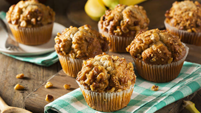 5 (2) Walnut Banana Muffins - Image 1